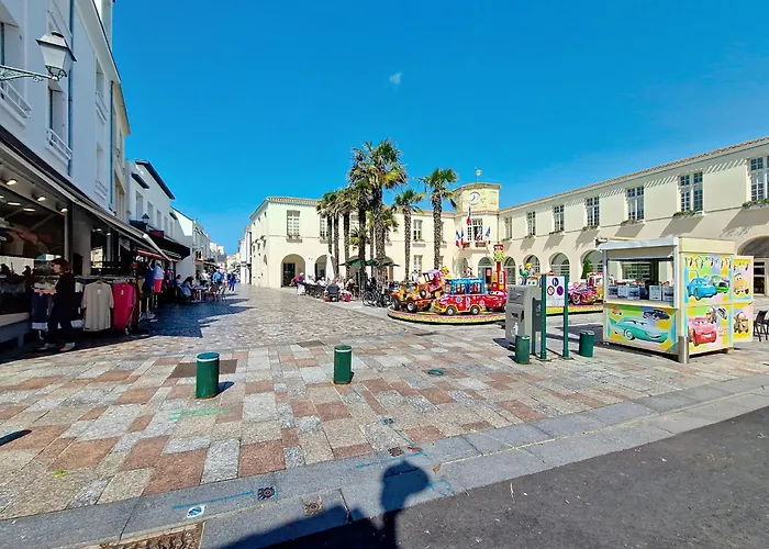 Cosy Au Coeur Du Marche Arago, A 400 M De La Grande Plage, Avec Balcon Et Local Velos - Fr-1-331-224 Les Sables-dʼOlonne